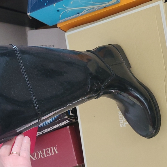 Michael kors tall raunchy boot - Picture 3 of 4